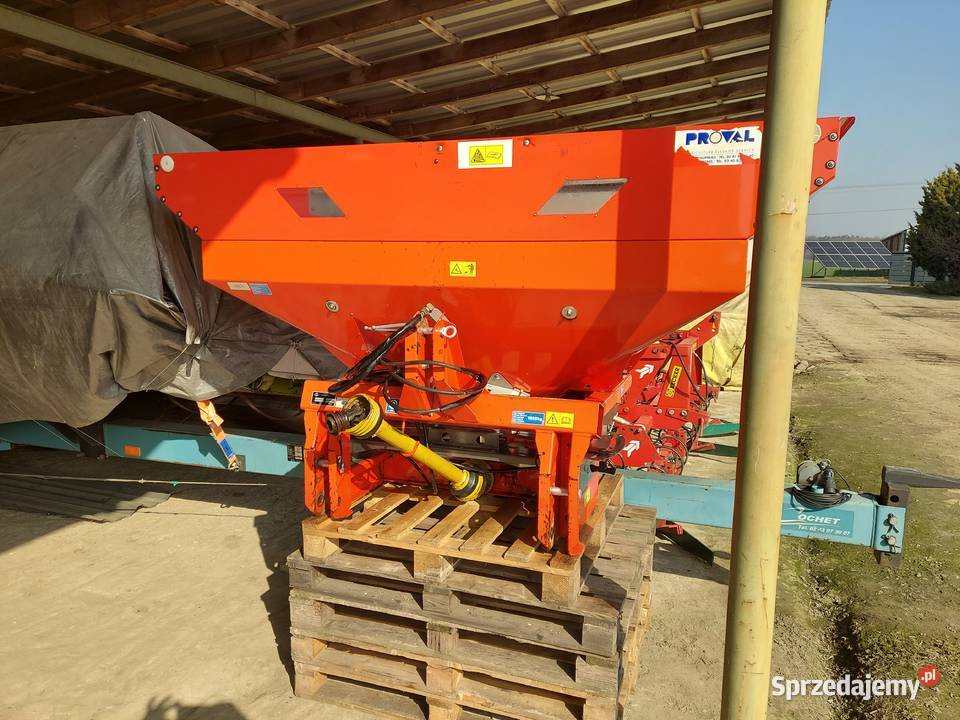 Rozsiewacz nawozów KUHN RAUCH mds 935 Kuhn Rusko