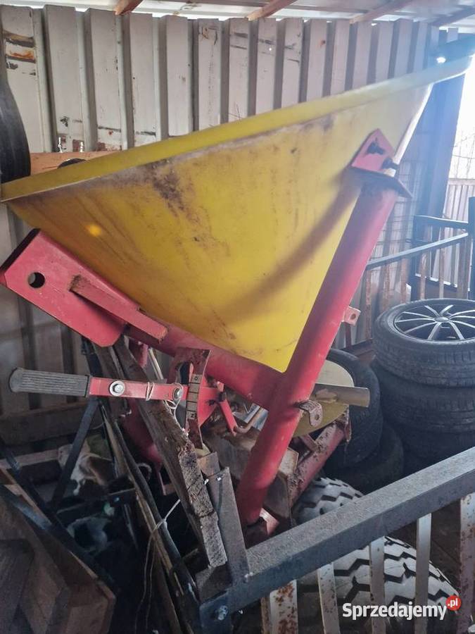 Sprzedam rozsiewacz Rozsiewacze nawozów Iżyce