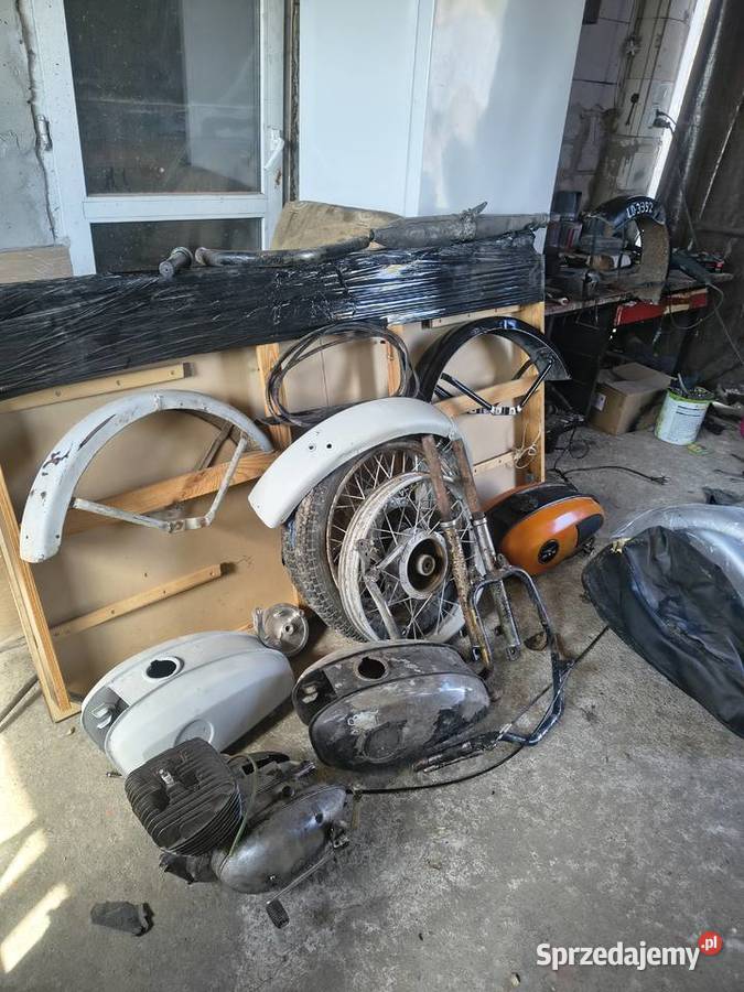 Cześć wsk błotnik Simson Kąkolewnica