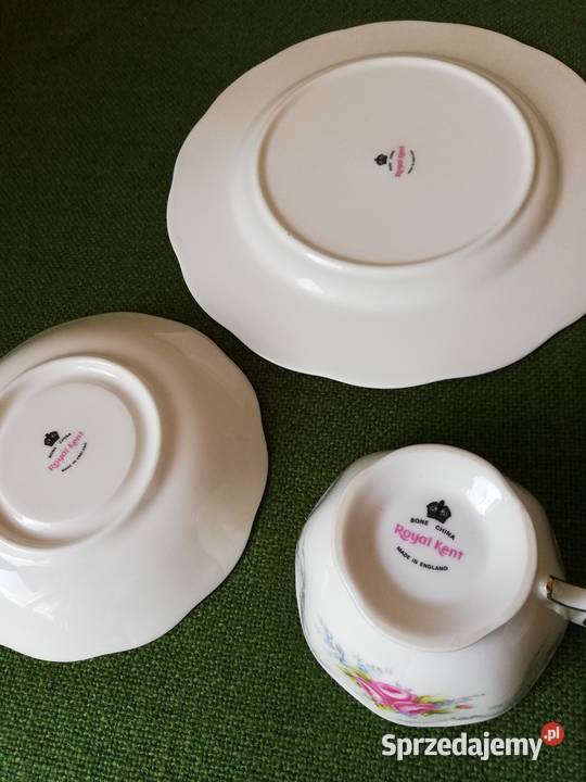 Porcelanowa filiżanka zestaw w róże Royal Kent Gorlice