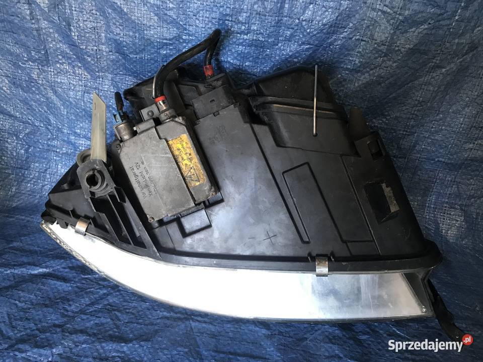 REFLEKTOR LAMPA PRZÓD LEWA XENON AUDI A6 C5 9705