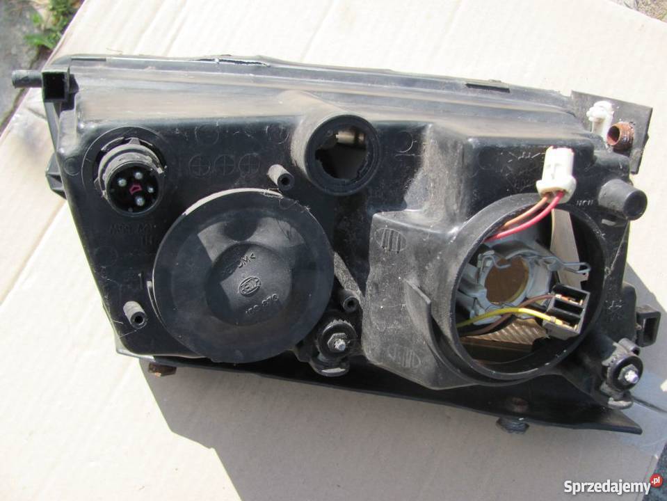 Reflektor lampa VW Passat B5 lewa 9600 u osobowe Zamość