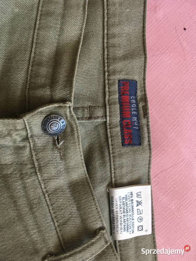 Spodnie w stanie XL Kolor khaki Rozmiar XL Oleśnica sprzedam