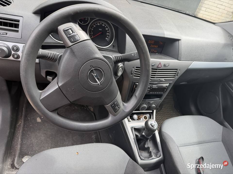 Astra GTC 16 benzyna Astra Prokocice