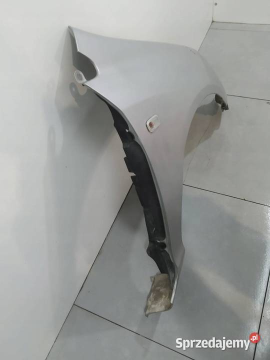 BŁOTNIK PRAWY PRZÓD NH623M Honda Civic VII