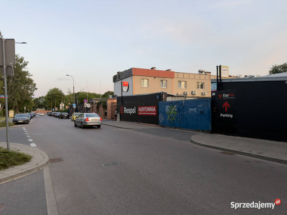 Garaż wolnostojący miejsce postojowe Rondo AK Warszawa