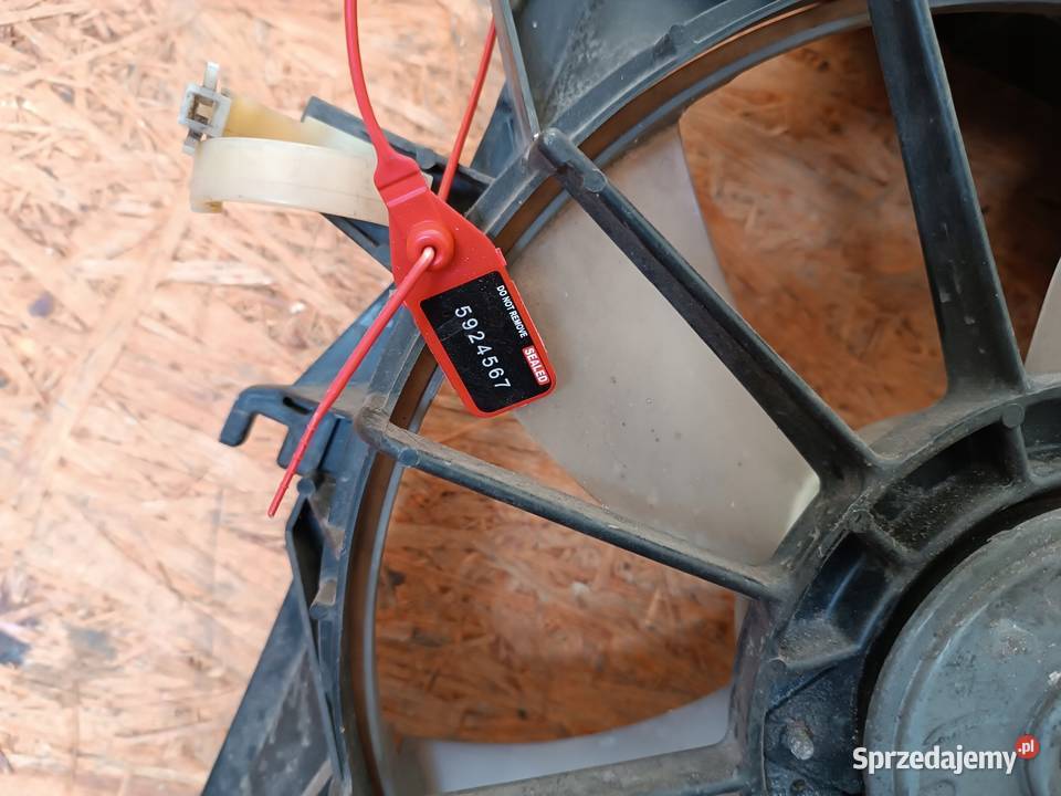 WENTYLATORY CHŁODNICY TOYOTA RAV4 III 22 D4D osobowe wielkopolskie Nowy Tomyśl