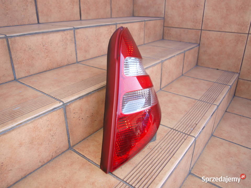 Mercedes A klasa W169 lampa prawa tył 2004 2008r Prawe Kalisz