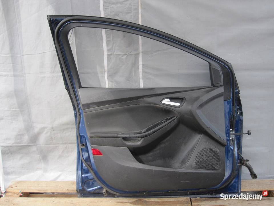 FORD FOCUS MK3 III 12r drzwi lewe przód Drzwi