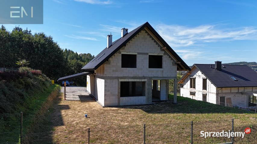 sprzedaży domu wolnostojącego 1654m2 Strzyżów sprzedam