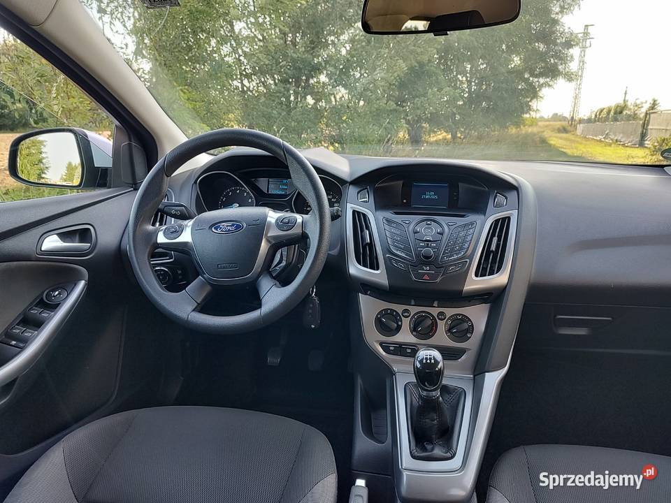 FORD FOCUS 16 BENZYNA Leszno