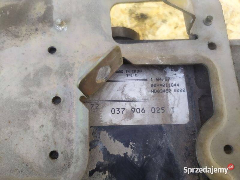 KOMPUTER STEROWNIK SILNIKA VW GOLF 037906025T Gliwice