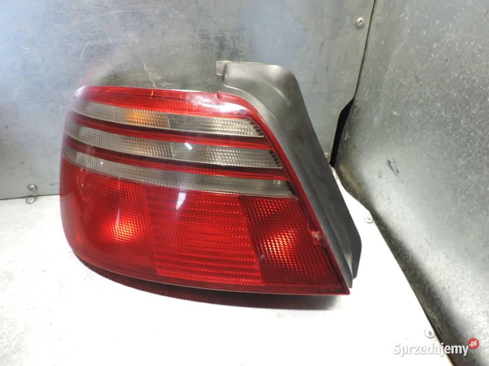 HONDA ACCORD VI 6 LAMPA LEWA TYŁ SEDAN Nowy Sącz