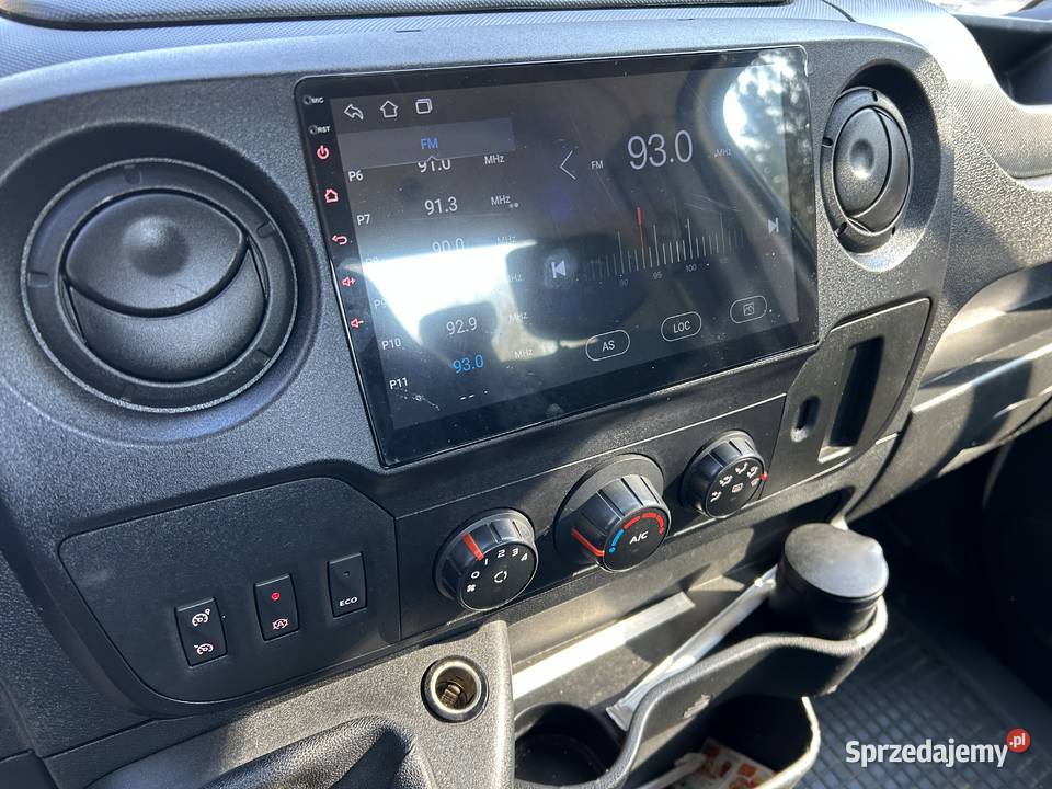 Renault Master laweta Renault Katowice