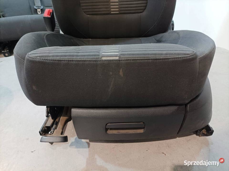 FOTELE PRZÓD KANAPA KOMPLET GRZANE EU 5N osobowe sprzedam