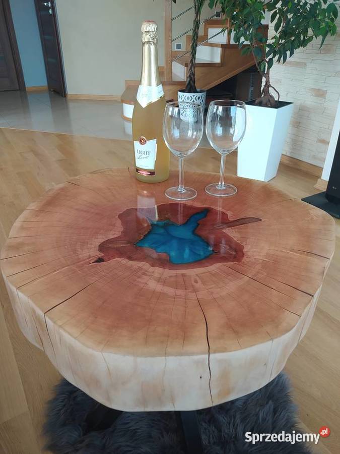 Stolik z plastra drzewa zalany żywicą Puławy