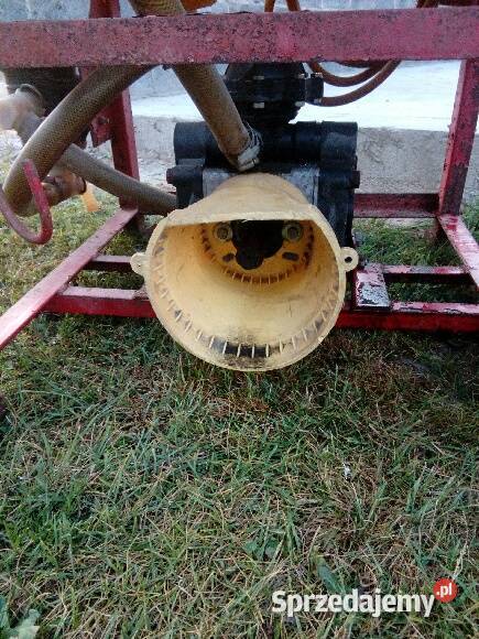 Sprzedam opryskiwacz 400l Skronina