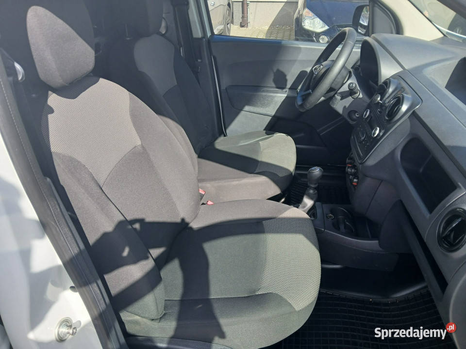 Dacia Dokker 15DCI klimatyzacja elektryka furgon Dacia Gryfino
