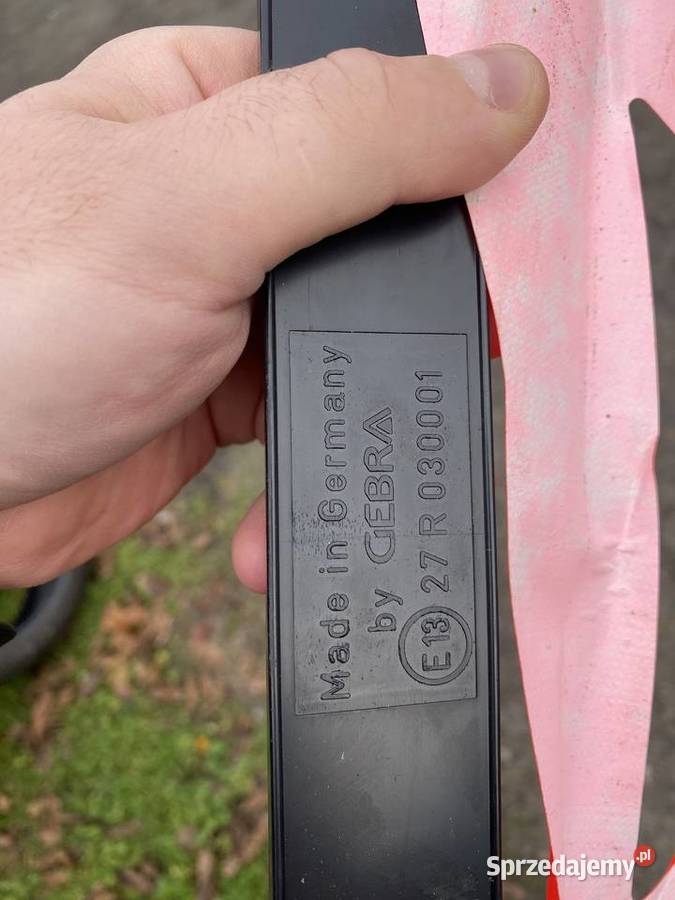 ORYGINALNY TRÓJKĄT OSTRZEGAWCZY BMW Apteczki, gaśnice, trójkąty łódzkie Wieluń