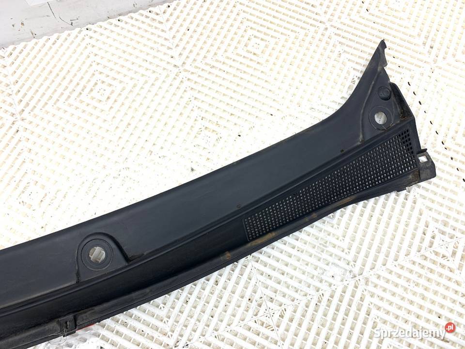 PODSZYBIE DACIA DUSTER 668113292R Hatchback