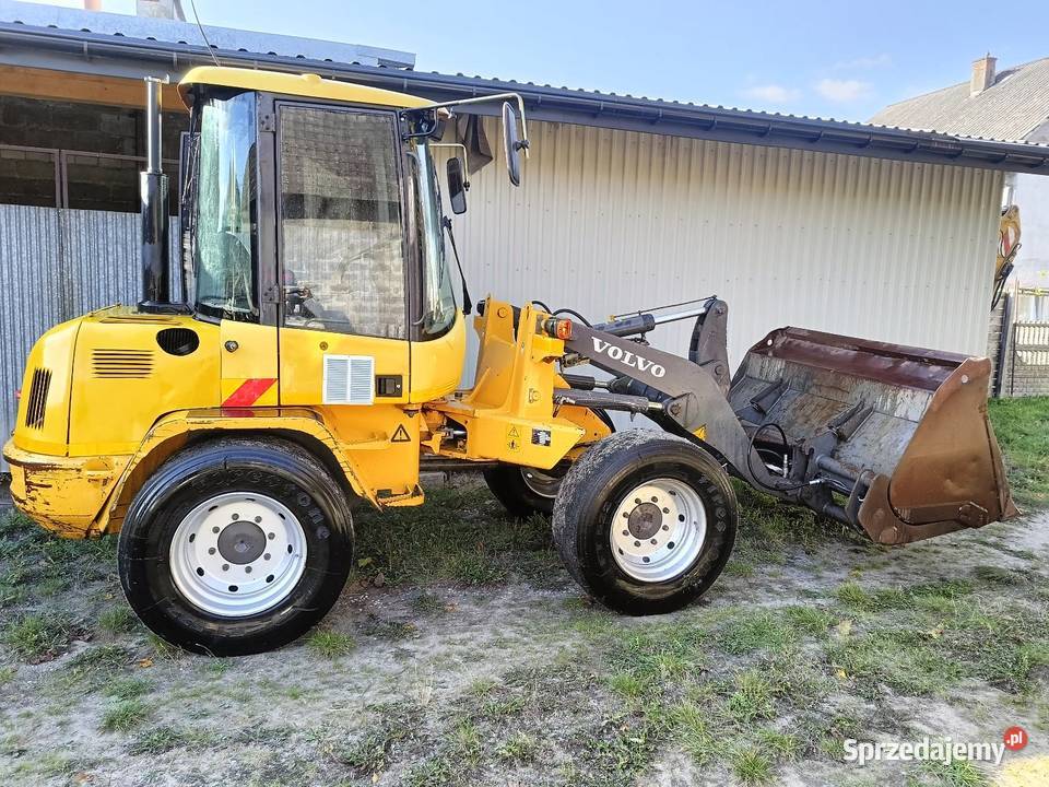 Ładowarka przegubowa Volvo L35 B Z paleciak nie Koparko ładowarki świętokrzyskie Górno