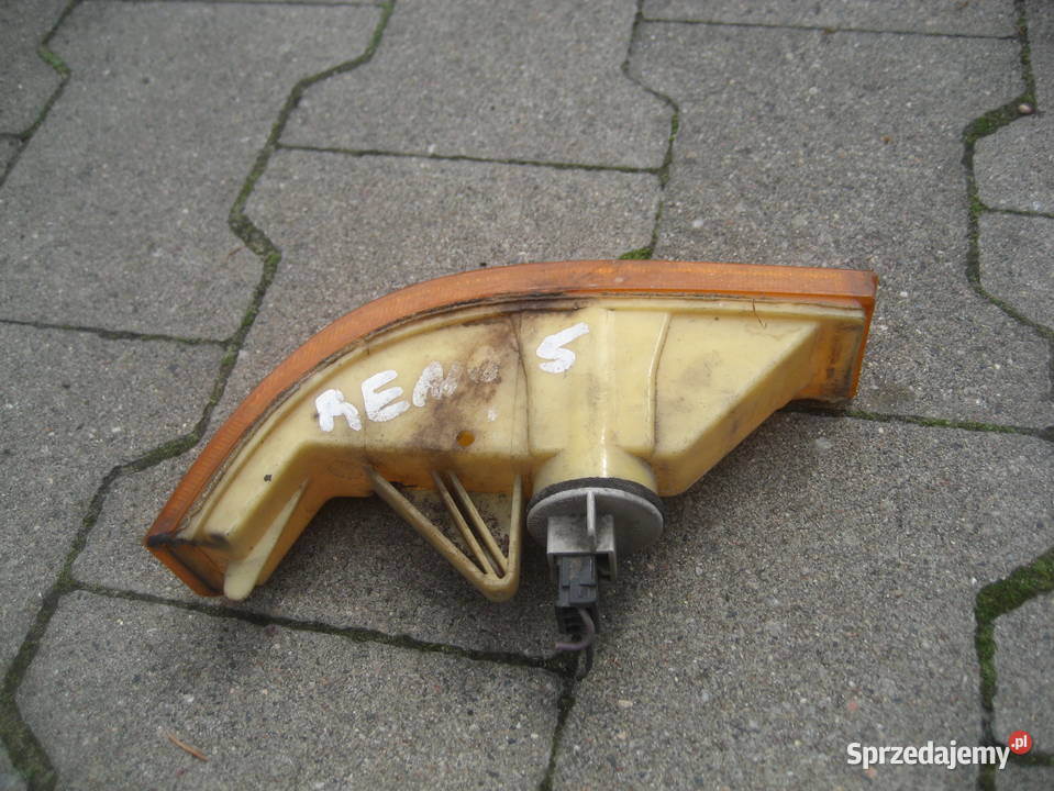 renault 5 8591r kierunkowskaz migacz prawy lewy Kierunkowskazy wielkopolskie Rakoniewice