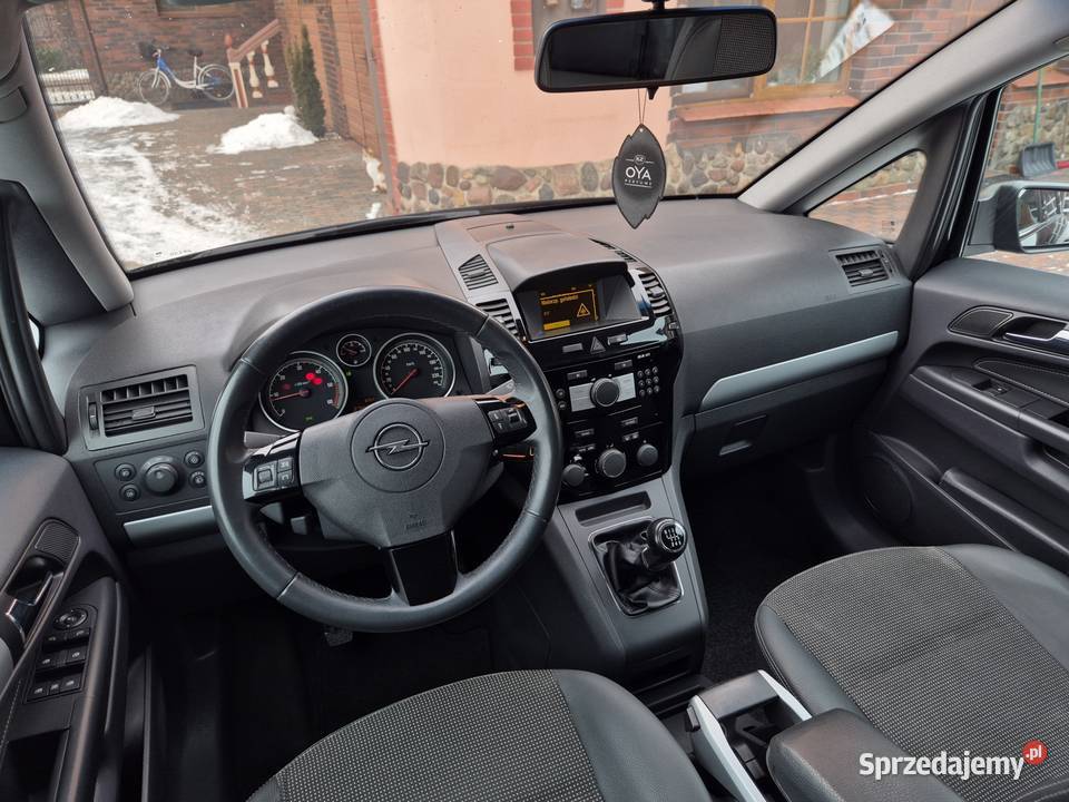 Opel Zafira Lift 2009 zadbana 7 osobowa hak alu 1910cm3 kujawsko-pomorskie Śliwice