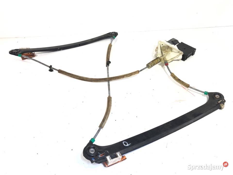 PODNOŚNIK SZYBY PRAWY PRZÓD AUDI A3 8P