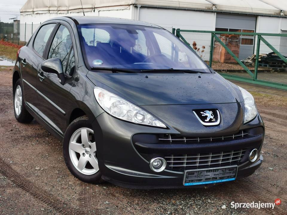 PEUGEOT  207  1.4  BENZYNA