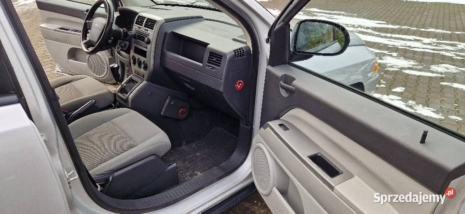 JEEP COMPASS 24i 4x4 167 serwis prosto z granicy benzyna