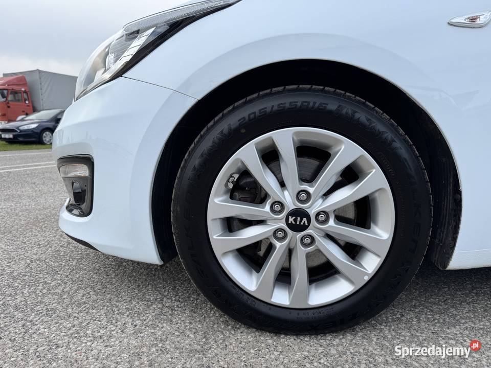 Kia Ceed 14 BENZYNA Klimatyzacja Nawigacja podgrzewane fotele Konin sprzedam