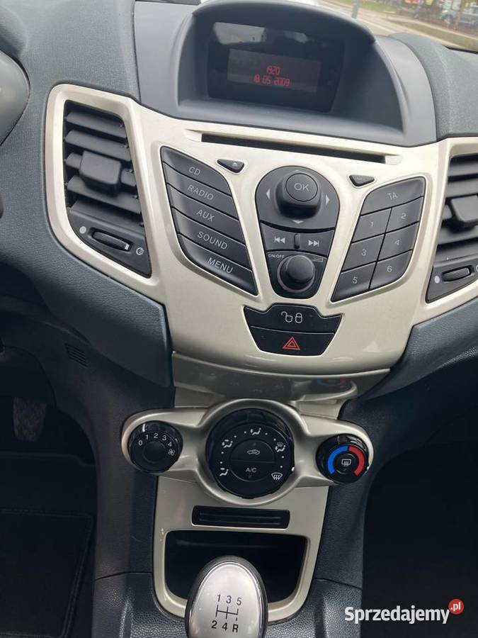 Ford Fiesta 14 świętokrzyskie