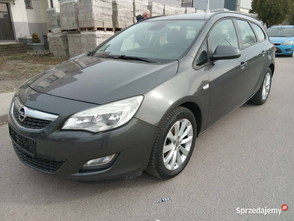 astra 2012 benzyna lubelskie Hrubieszów sprzedam