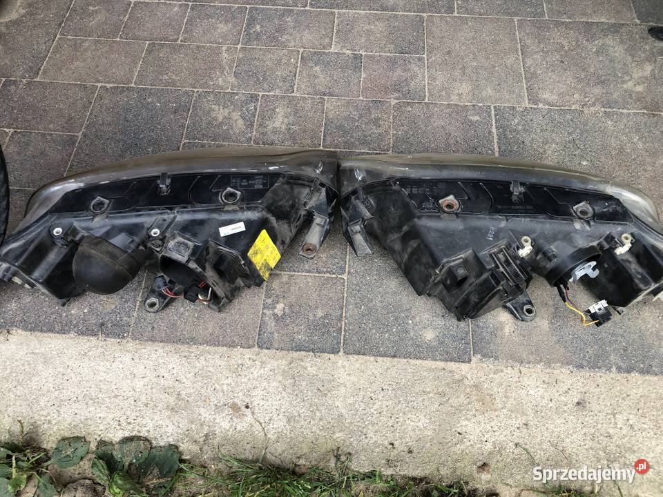 Lampy przednie passat b5fl Rok produkcji 2001 pomorskie Dziemiany sprzedam
