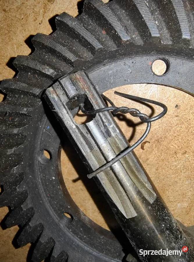 Talerz ataku z wałkiem dyferencjału Dniepr MT Zębatki napędowe Leszno