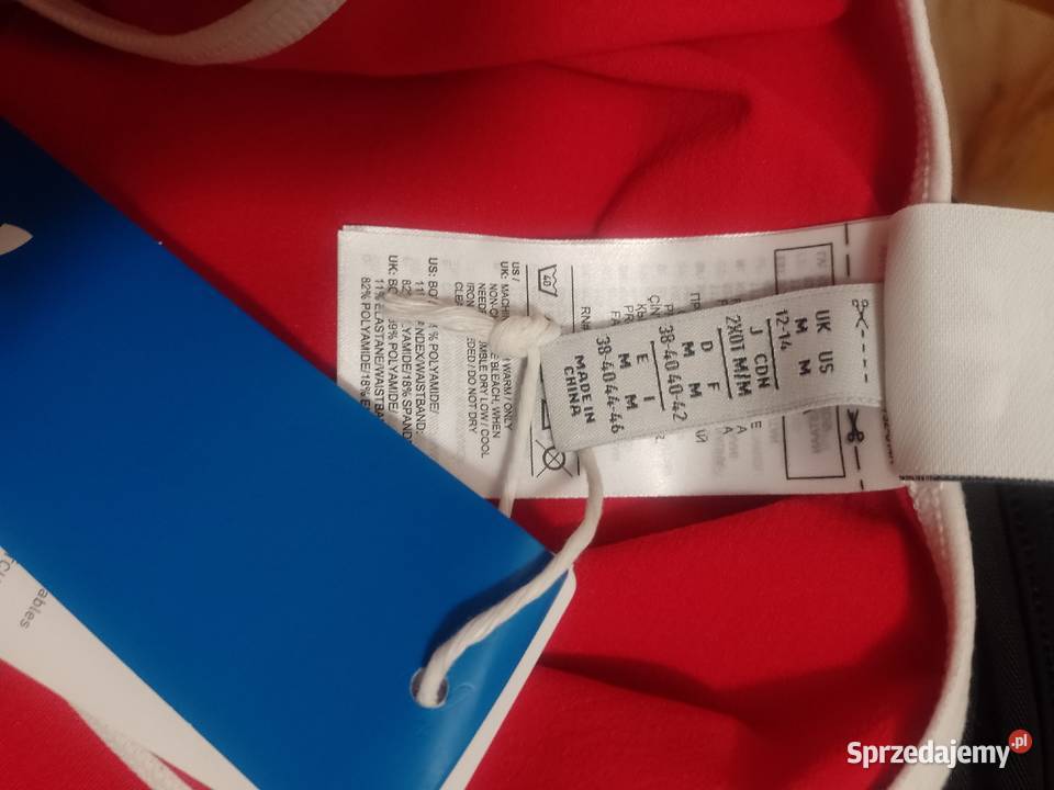 3840 ADIDAS Czerwono biały top fitness bokserka Kraków