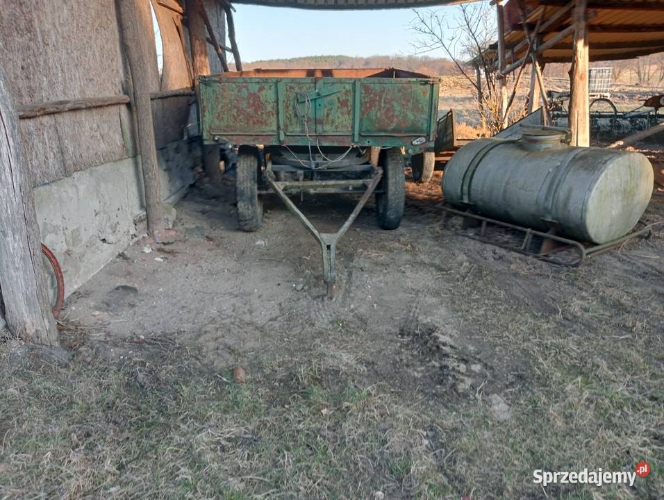 Sprzedam 4plug beczkę na wodę 1000 l przyczepa z Popęszyce