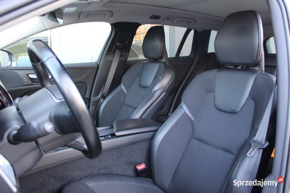 Volvo V60 2019r Carplay Hak Panorama El Fotel z Kraków