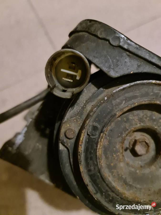 Land Rover Discovery I kompresor klimatyzacji Ogrzewanie, wentylacja i klimatyzacja Puszczykowo sprzedam