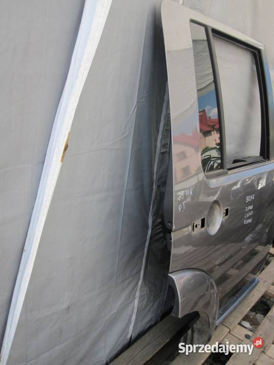 LAND ROVER DISCOVERY III 07r drzwi prawe tył osobowe Drzwi świętokrzyskie sprzedam
