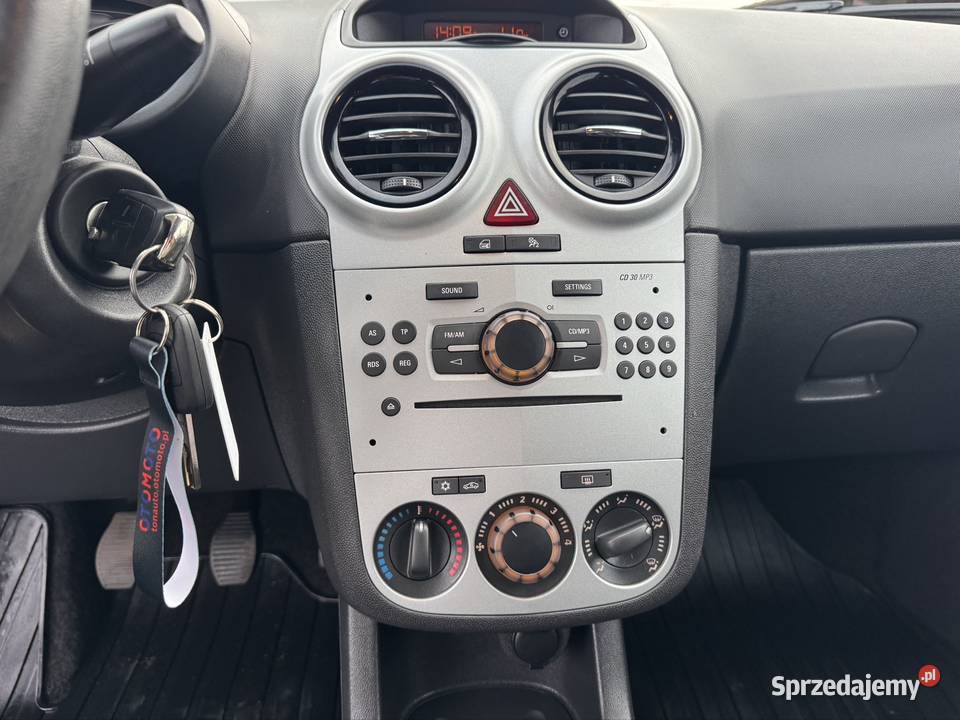 Opel Corsa D 2009 Benzyna 12 80 NISKI PRZEBIEG elektryczne lusterka Corsa Drezdenko