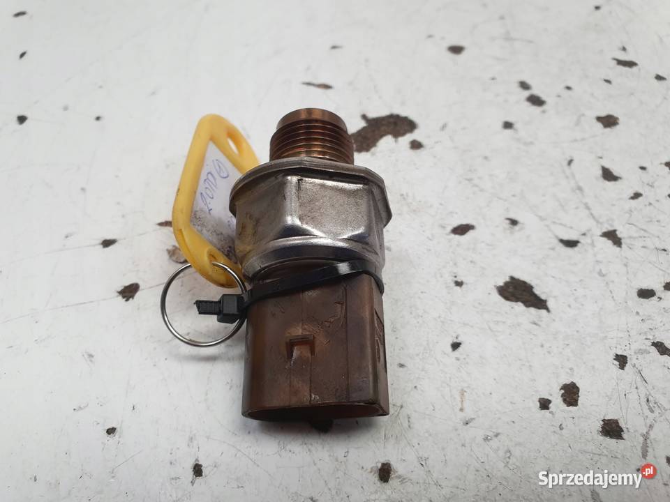 VW Passat B7 20 TDI CZUJNIK PALIWA Zawór Chełm