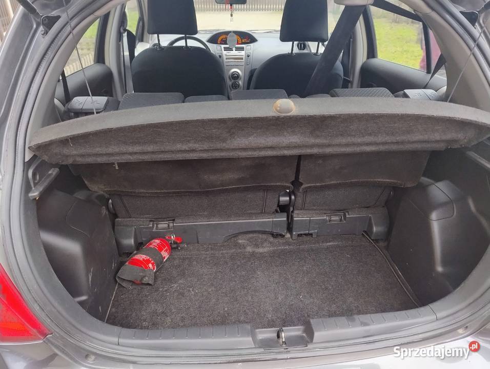 Sprzedam Toyotę Yaris Rok produkcji 2010 Toyota Rzeczyca