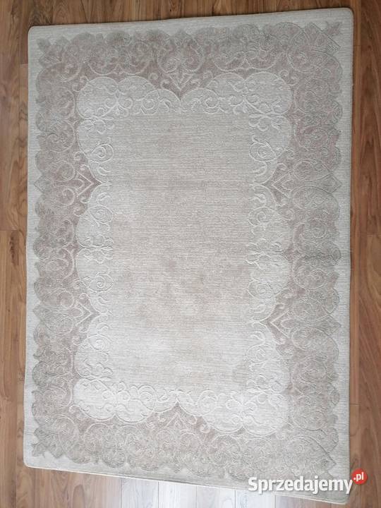 Dywan 133x190 odcienie beżu Dębica