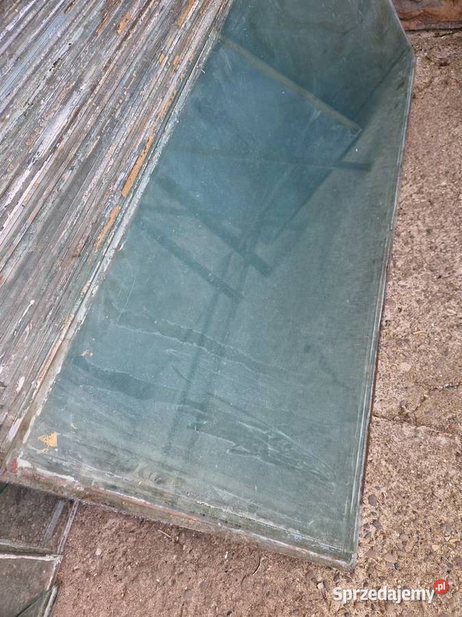 Szyby okienne używanych grube 125 na 54 podkarpackie