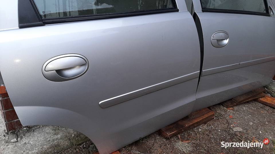 drzwi kompletne prawe opel corsa c 5 drzwi lak