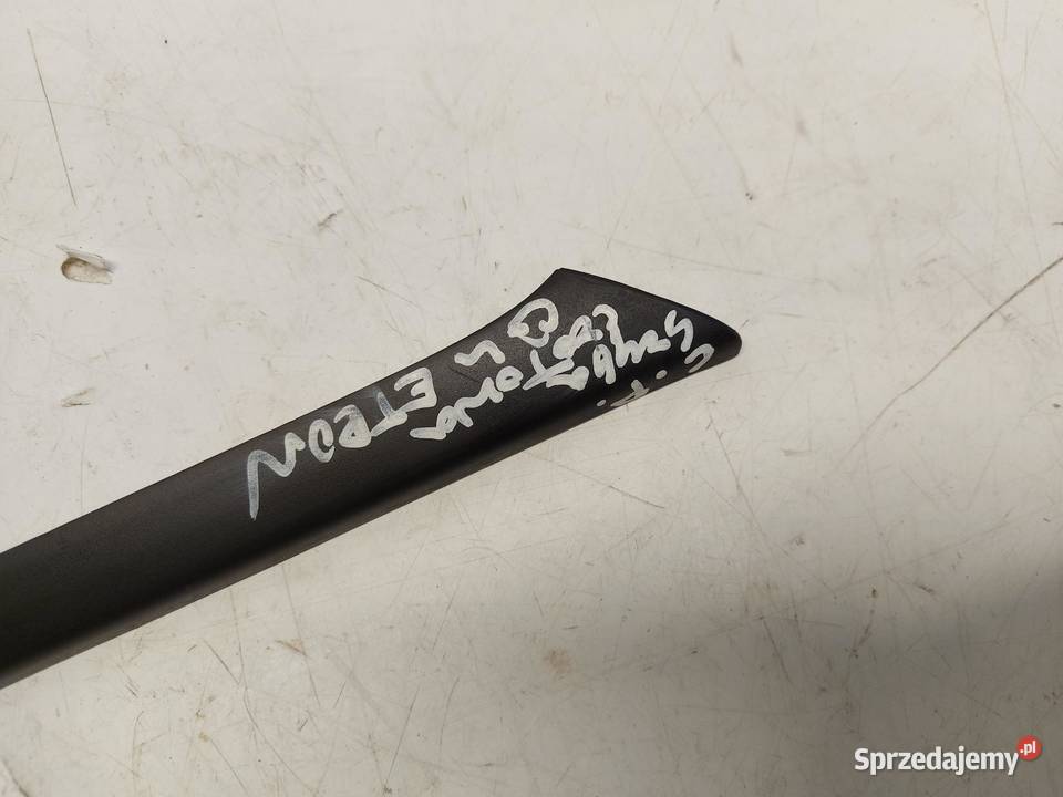 Audi Q4 ETRON 89A 89E LISTWA SZYBY CZOŁOWEJ LEWY