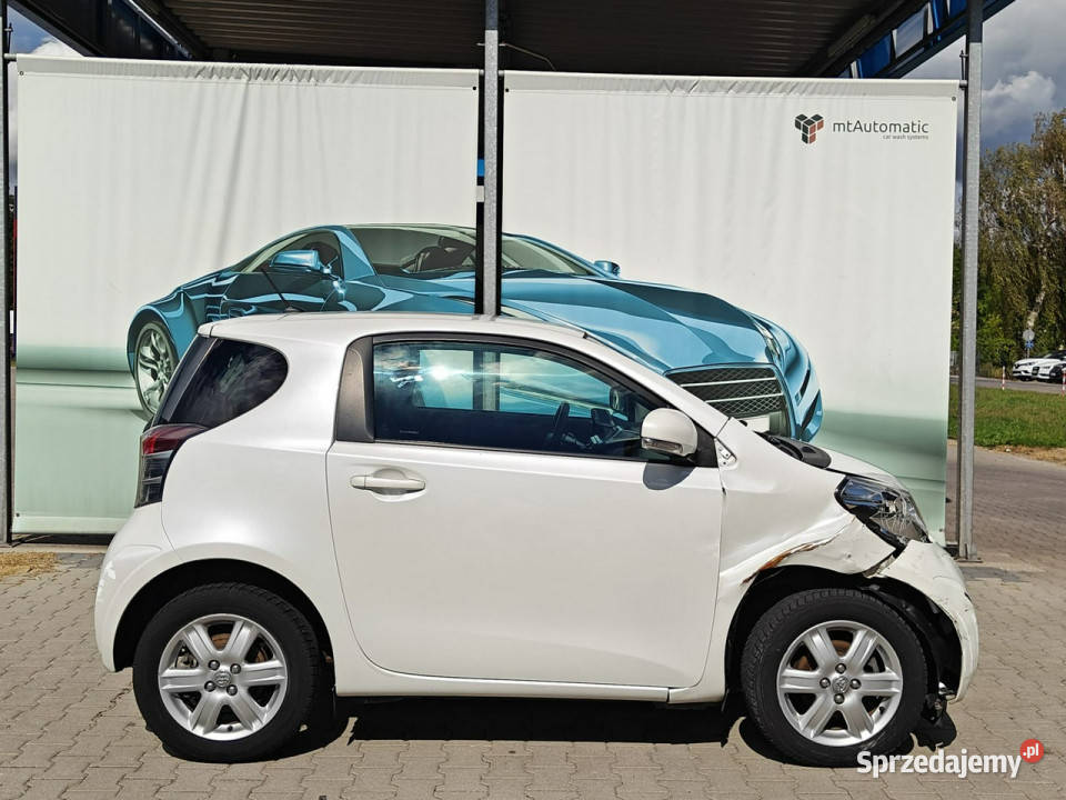 Toyota iQ Karczew