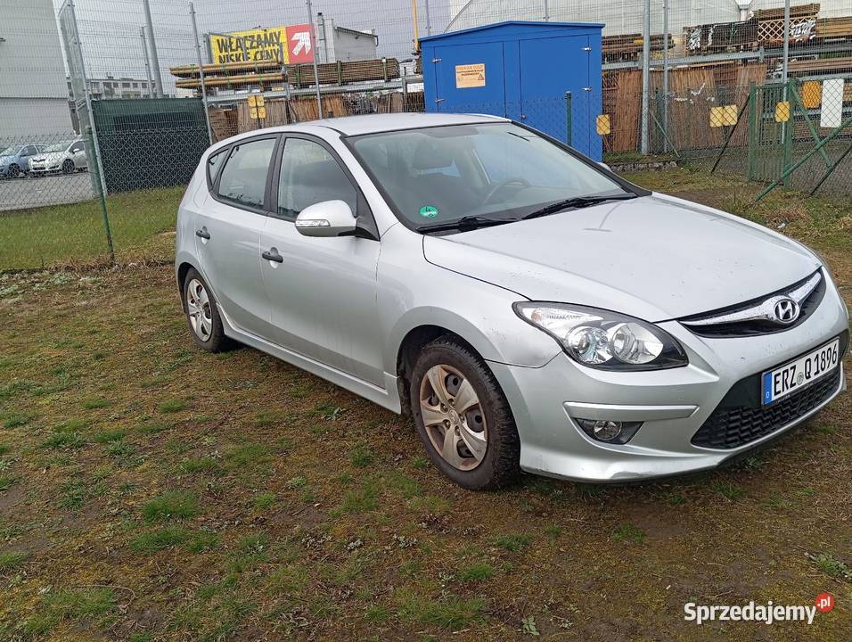 Hyundai i30 14 na łańcuchu bogata wersja Motoryzacja Oborniki