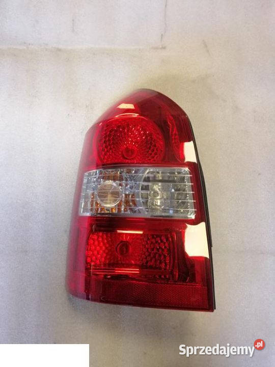 Hyundai Tuscon lampa tył lewa I osobowe Kozubszczyzna